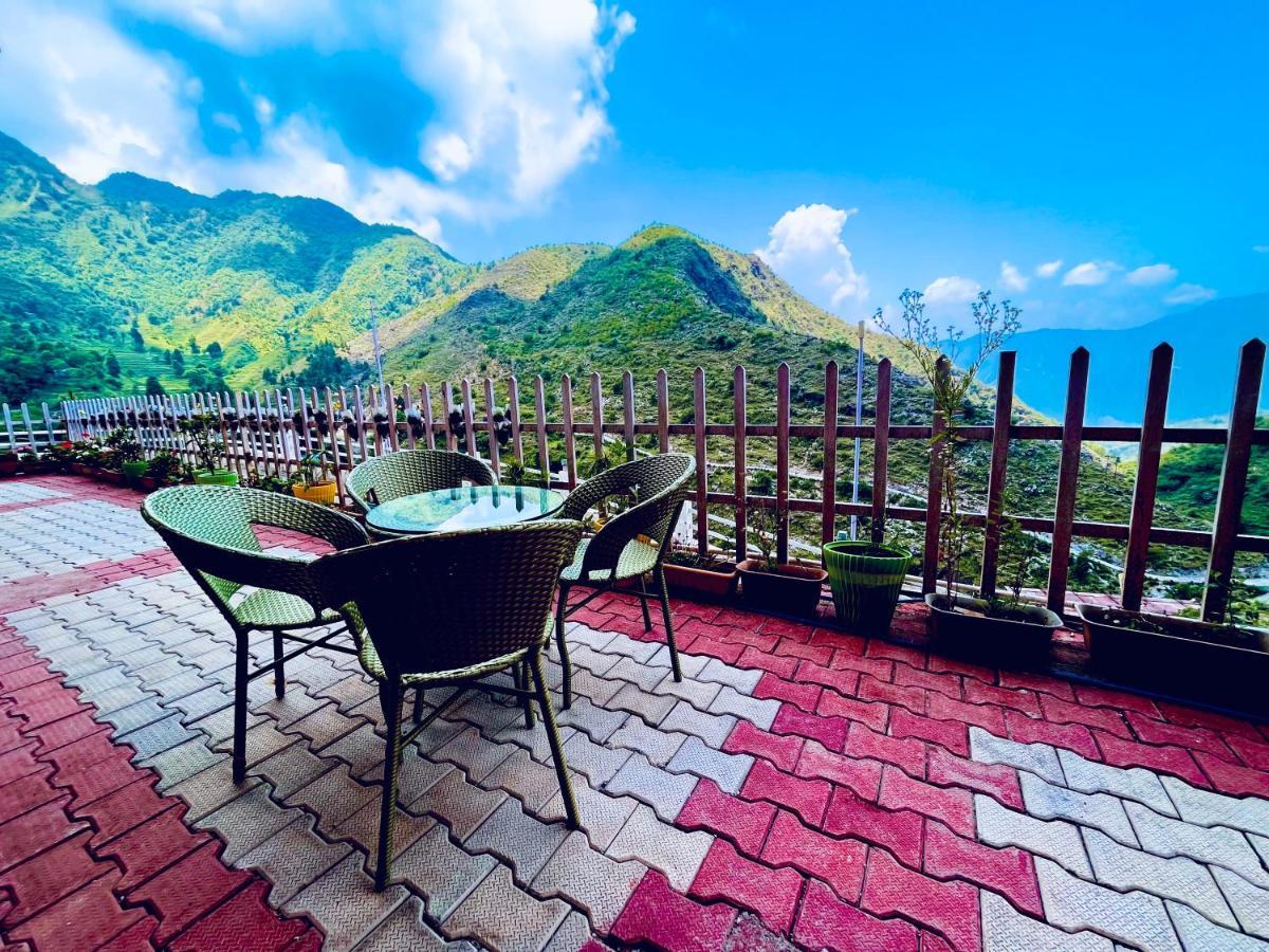 Hotel Kempty - A Boutique Hotel, Mussoorie Exteriör bild