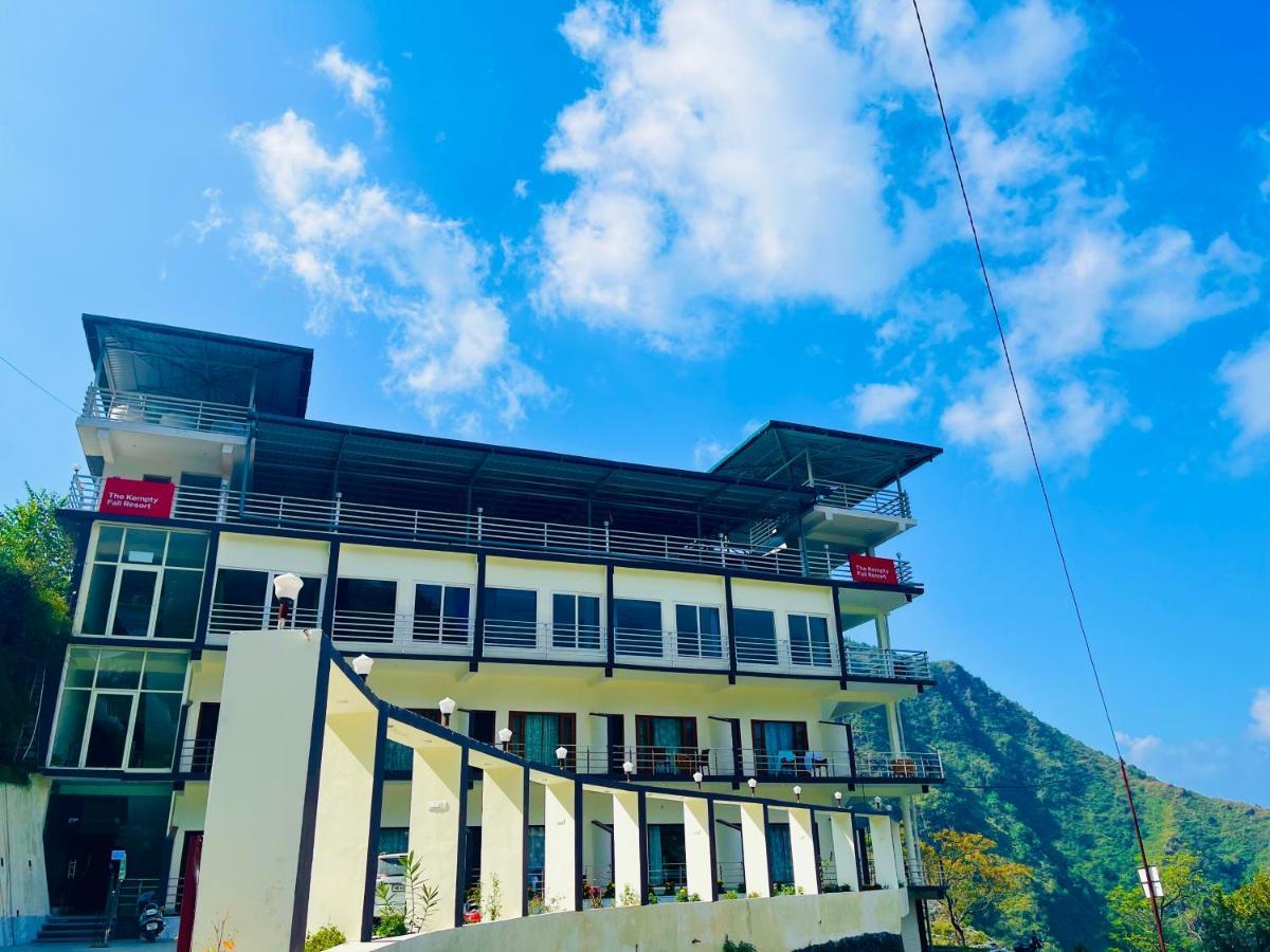 Hotel Kempty - A Boutique Hotel, Mussoorie Exteriör bild
