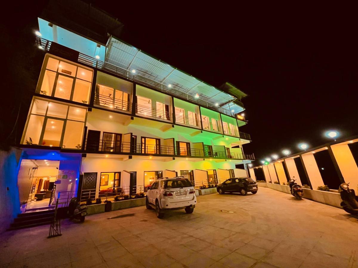 Hotel Kempty - A Boutique Hotel, Mussoorie Exteriör bild